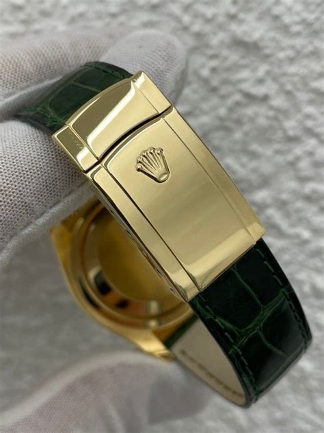 rolex con cinturino pelle|Sito ufficiale Rolex.